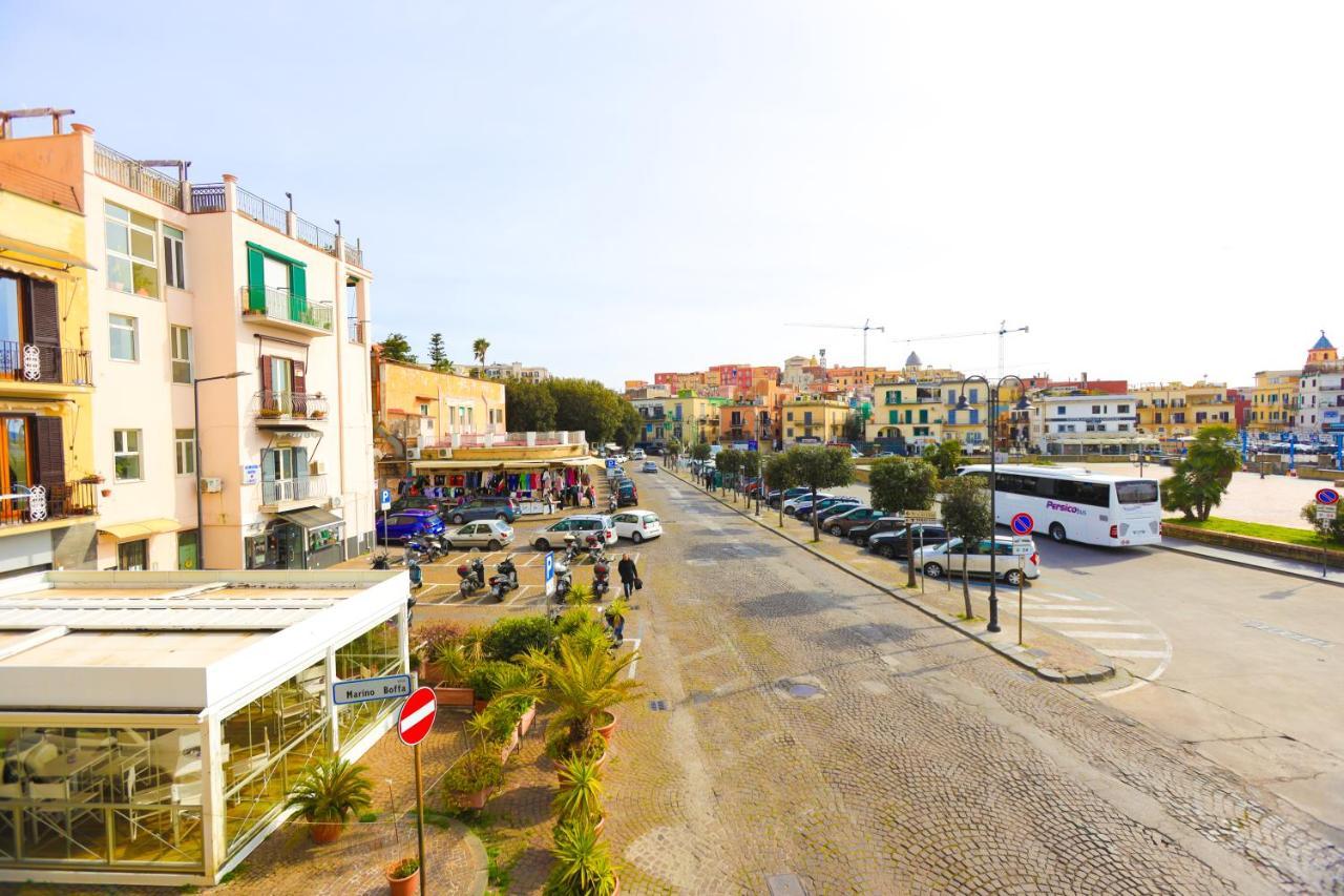 B&B Piazza A Mare يوتْسْوولْ المظهر الخارجي الصورة